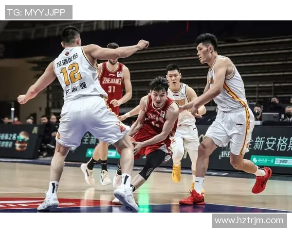 CBA辽宁队与广厦队激战正酣精彩对决引发球迷热议