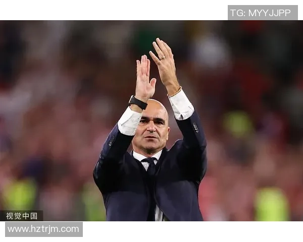 马丁内斯：从足球场上的明星到生活中的励志榜样